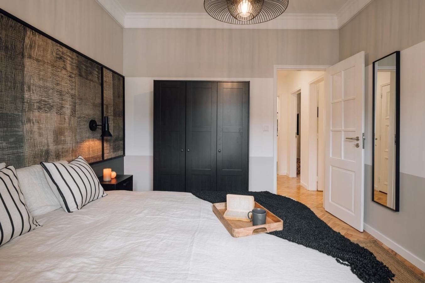Rupit - 3 Bedrooms, Office And Terrace In Alvalade Lisboa