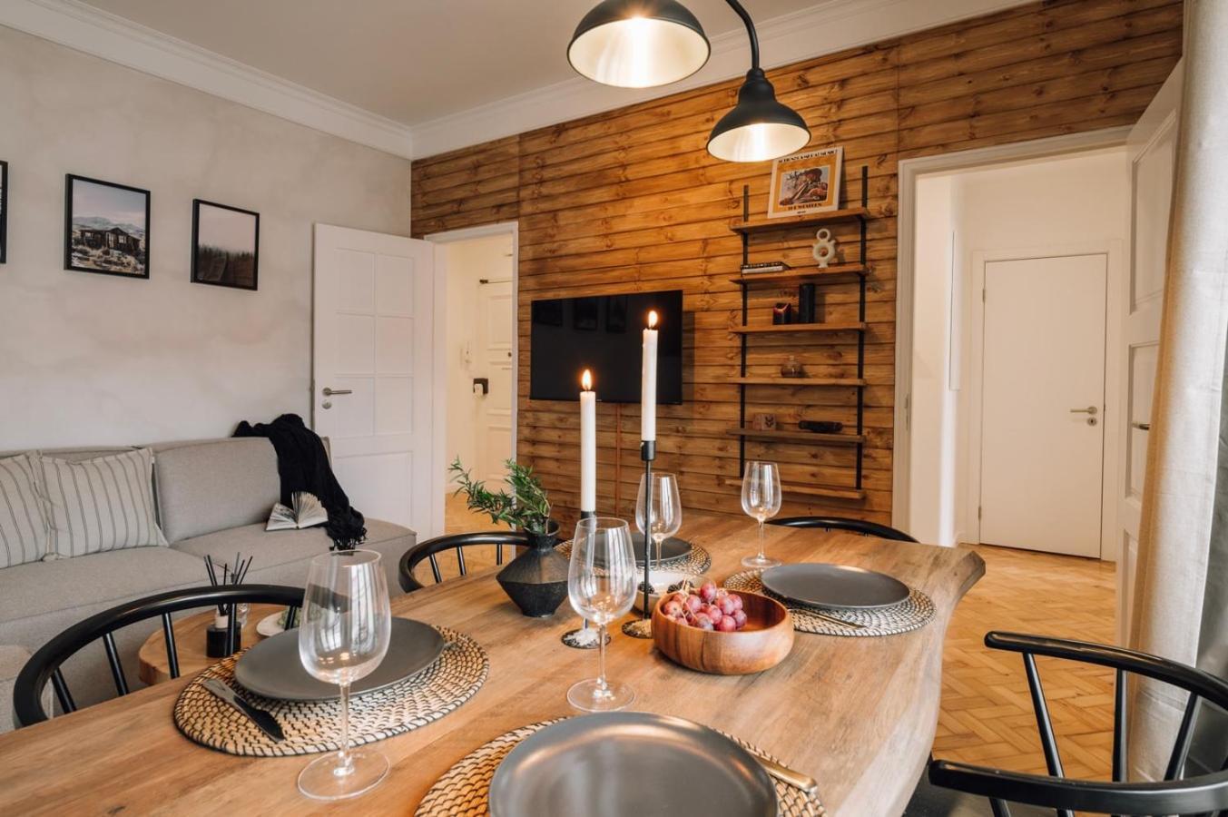 Rupit - 3 Bedrooms, Office And Terrace In Alvalade Apartamento